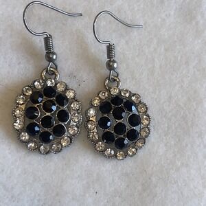 Simple Pair Of Earrings. Black And Clear Faceted‎ Stones.